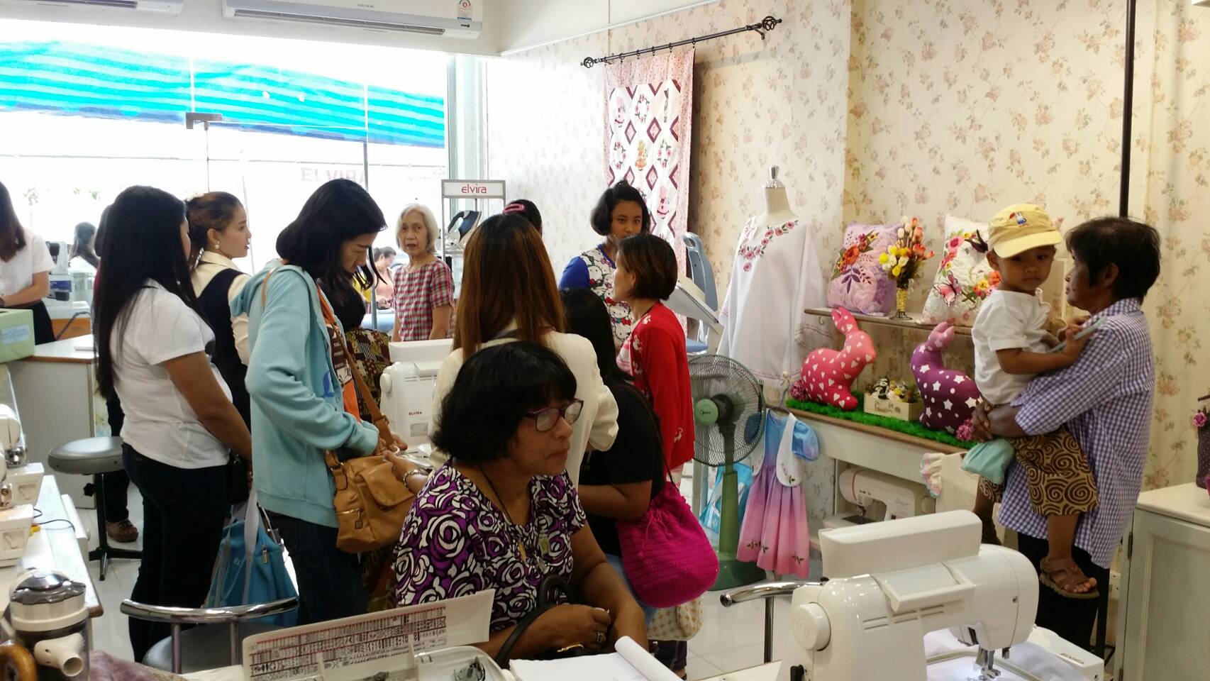 บรรยากาศงาน ELVIRA Exhibition ที่นครปฐม